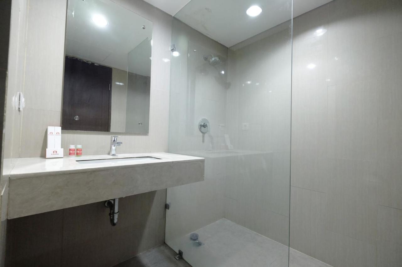 Price Modern H Near Mt Haryono By Travelio Apartemen Jakarta