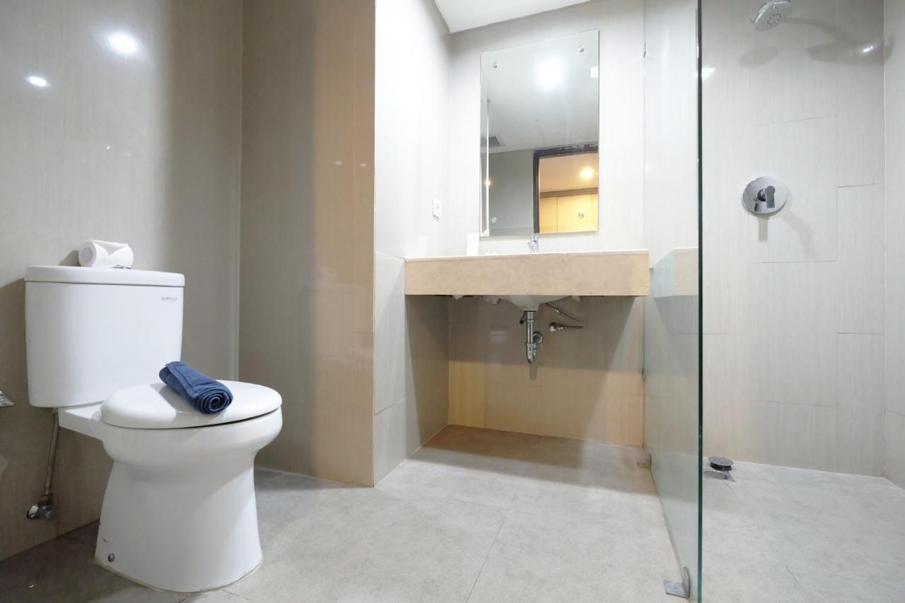 Price Modern H Near Mt Haryono By Travelio Apartment
